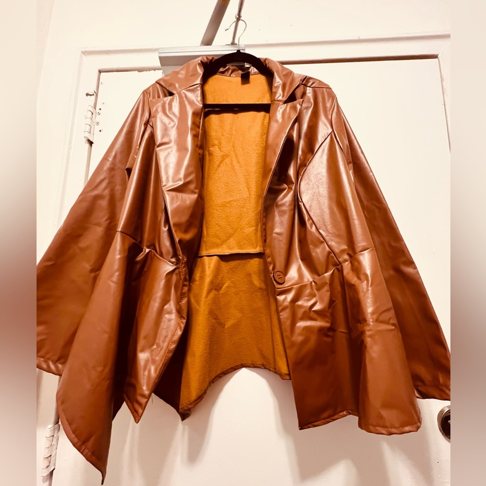 SHEIN Curve New Tan Cape Faux Jacket 2XL